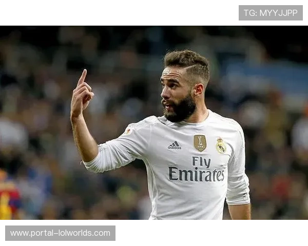 塞维利亚后卫卡莫纳累积黄牌停赛