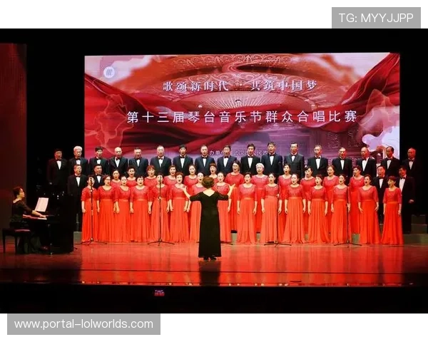 群众组比赛颁奖礼,金牌映照笑容 群众组比赛颁奖礼,金牌映照笑容